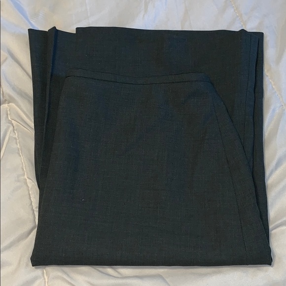 EUC Anne Taylor Olive Green 1 pleat Dress Skirt - Picture 4 of 5